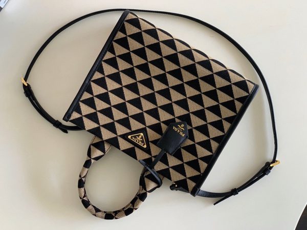 Réplique petit sac Prada Symbole en tissu jacquard noir/beige – Image 11