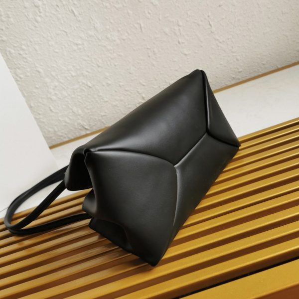 Réplique sac bandoulière Prada Supernova petit modèle en noir – Image 4