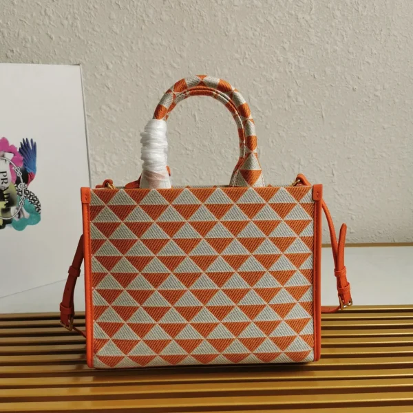 Faux petit sac Prada Symbole en tissu jacquard orange/blanc – Image 3