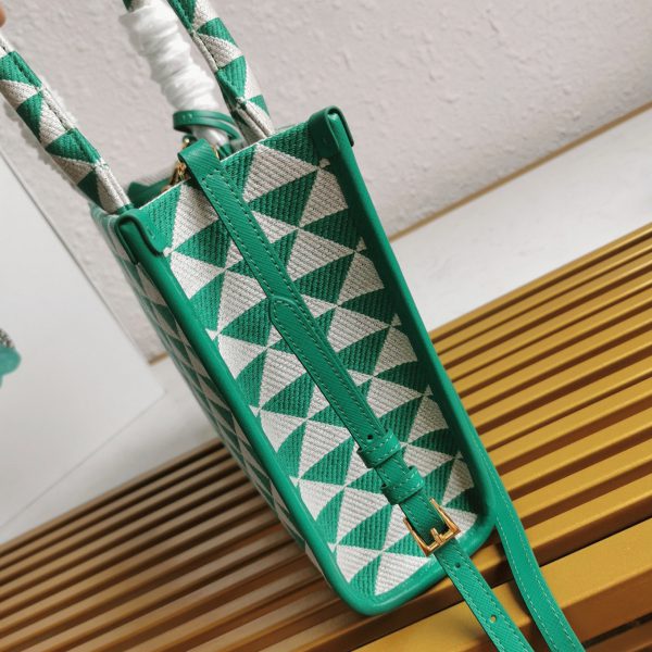 Réplique petit sac Prada Symbole en tissu jacquard vert/blanc – Image 2