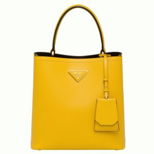 Faux panier Prada moyen modèle en jaune
