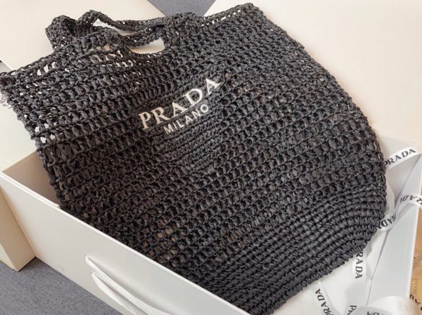 Faux grand cabas Prada en raphia tressé noir – Image 6
