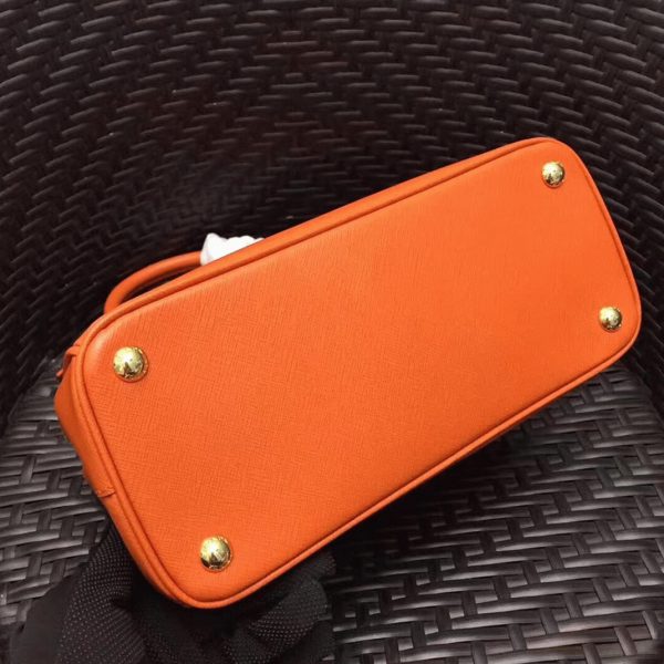 Contrefaçon du sac Prada Galleria moyen format en orange – Image 6