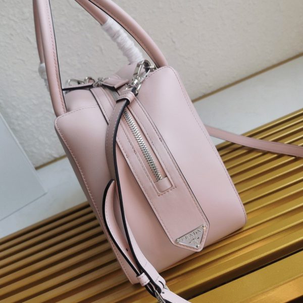 Contrefaçon sac Prada Supernova petit modèle à poignée en cuir rose – Image 7