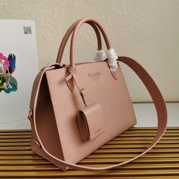 Meilleure réplique sac Prada Monochrome moyen modèle en nude – Image 7
