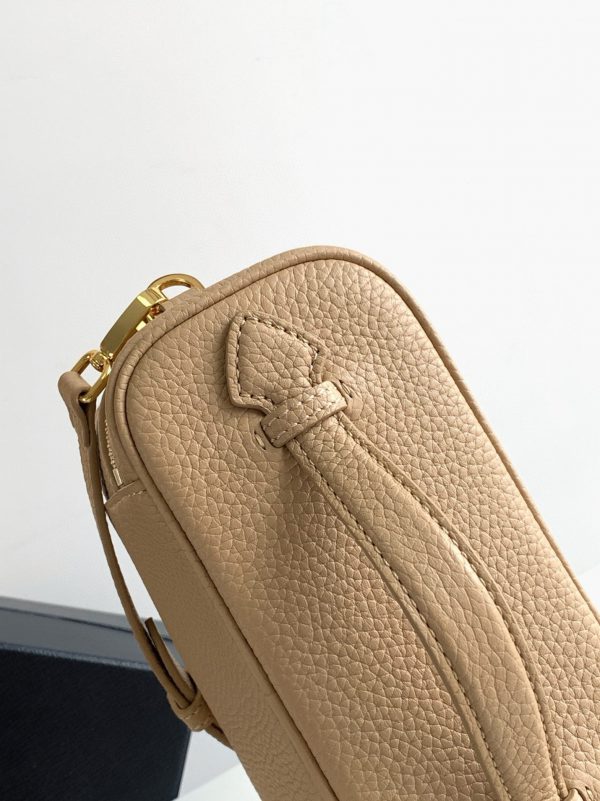 Faux mini vanity Prada en beige sable – Image 7