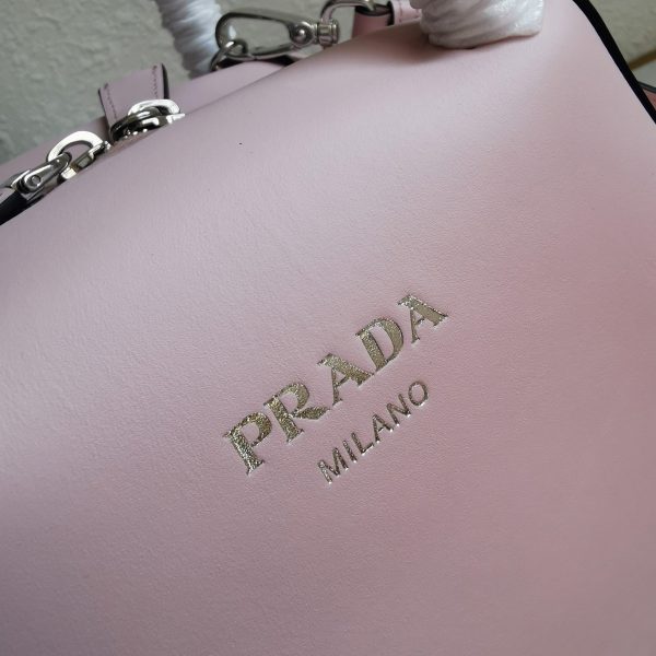 Contrefaçon sac Prada Supernova petit modèle à poignée en cuir rose – Image 3