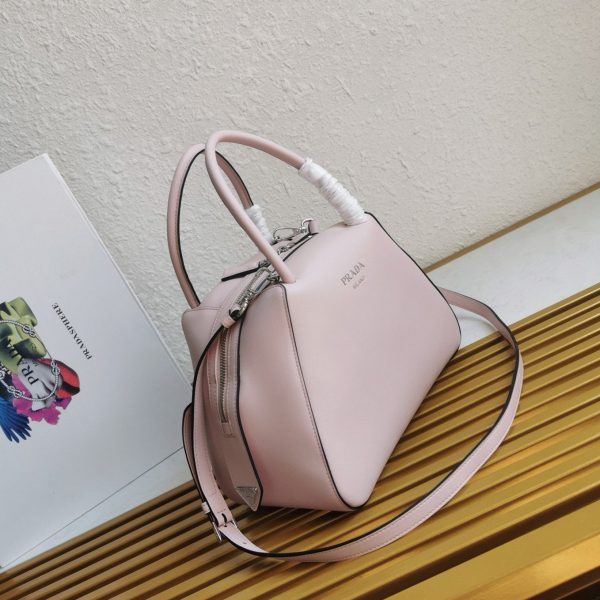 Contrefaçon sac Prada Supernova petit modèle à poignée en cuir rose – Image 10