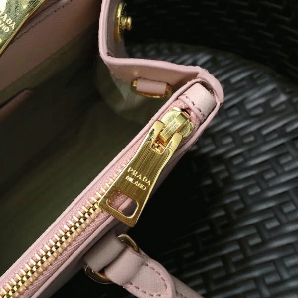 Fausse version du sac Prada Galleria moyen format en rose – Image 2