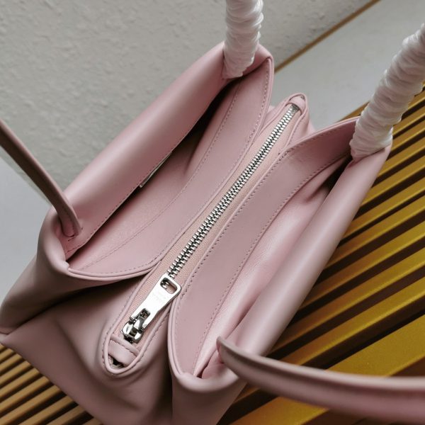 Faux sac bandoulière Prada Supernova petit modèle en rose – Image 9