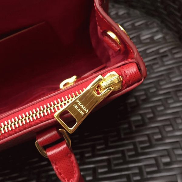 Meilleure réplique du sac Prada Galleria moyen format en rouge – Image 8