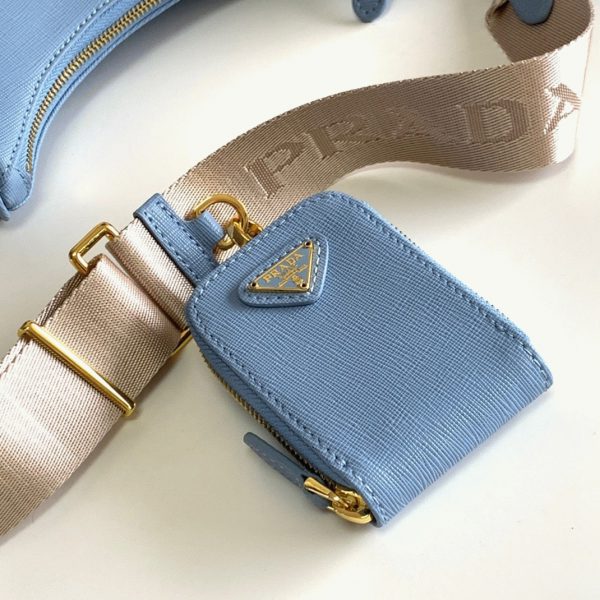 Faux sac bandoulière Prada Re-Edition en bleu – Image 4