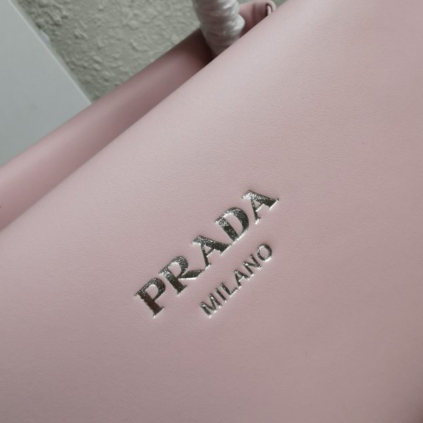 Faux sac bandoulière Prada Supernova petit modèle en rose – Image 2
