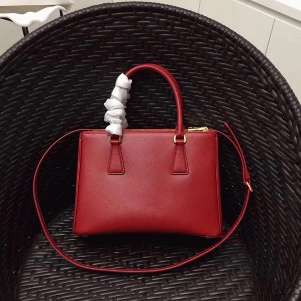 Meilleure réplique du sac Prada Galleria moyen format en rouge – Image 3