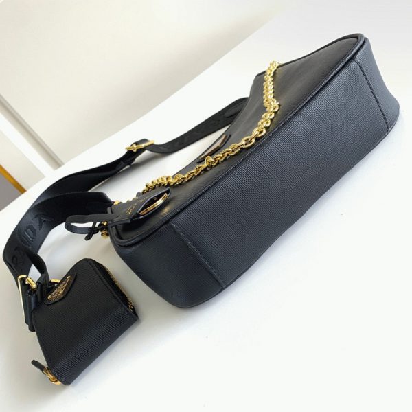 Faux sac bandoulière Prada Re-Edition 2005 en noir – Image 7