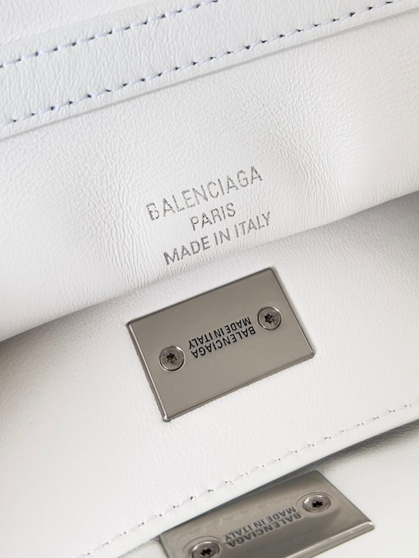 Sac Balenciaga Rodeo Mini en cuir de veau blanc – Image 9