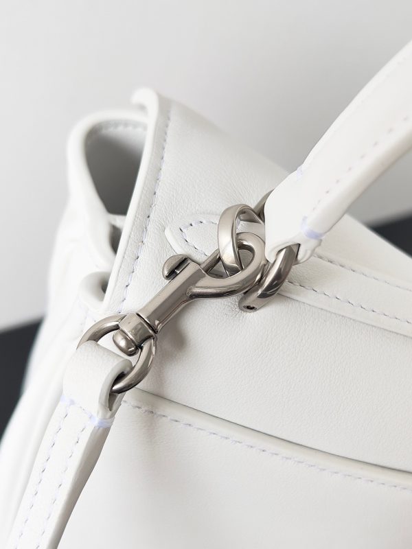 Sac Balenciaga Rodeo Mini en cuir de veau blanc – Image 10