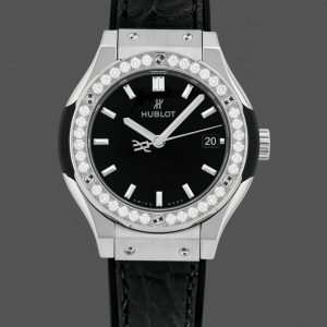 Hublot Classic Fusion 581.NX.1171.LR.1104 33mm Montre Femme