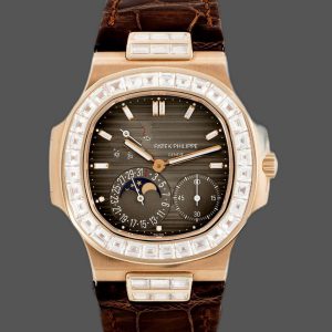 Réplique Patek Philippe Nautilus 5724 001 Montre Homme 40mm