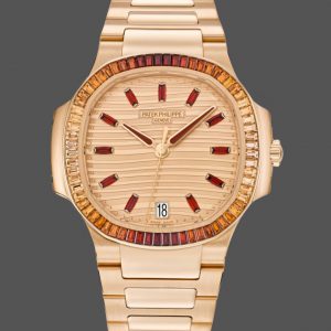 Patek Philippe Nautilus Femme Or Rose Lunette Sertie de Pierres 7118 1300R 001