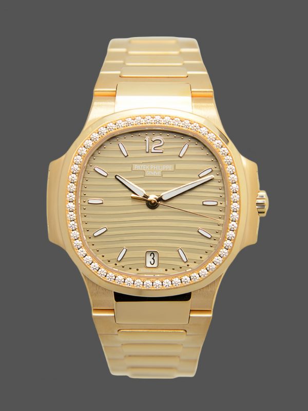 Patek Philippe Nautilus Femme Cadran Doré Or Rose 7118 1200R 010