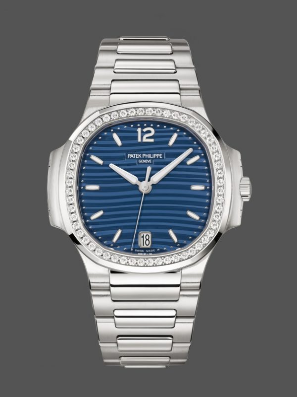 Patek Philippe Nautilus Femme Acier Inoxydable Cadran Bleu 7118 1200A 001 35mm