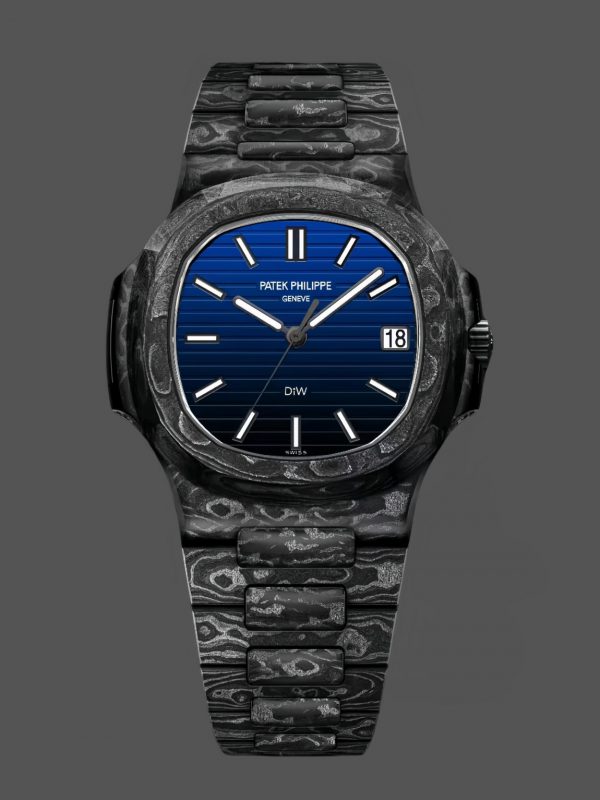 Patek Philippe Nautilus Boîtier en fibre de carbone Cadran bleu 5711 Montre 40MM
