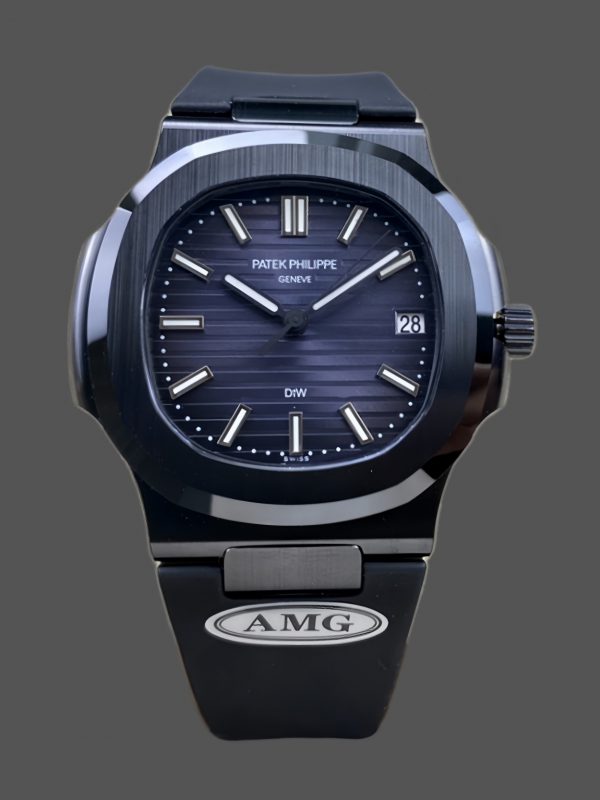 Patek Philippe Nautilus Boîtier Titane Cadran Bleu 5711 Montre 40MM