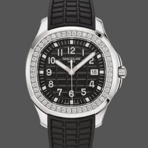 Réplique Patek Philippe Aquanaut 5267 200A 001 Cadran Noir Lunette Diamants