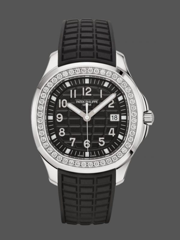 Réplique Patek Philippe Aquanaut 5267 200A 001 Cadran Noir Lunette Diamants
