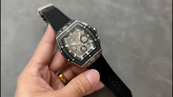 Hublot Spirit of Big Bang 642.NM.0170.RX 42mm Hommes – Image 2