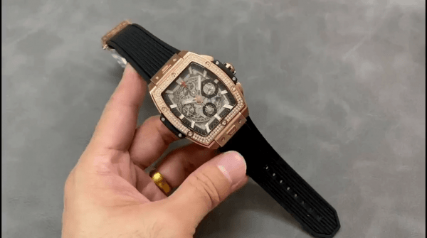 Hublot Spirit of Big Bang 601.OX.0183.LR.1704 45 MM Hommes – Image 2