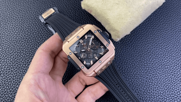 Hublot Square Bang 821.OM.0180.RX 44 mm – Image 2
