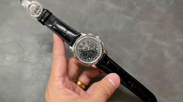 Patek Philippe Calendrier Perpétuel Chronographe Grandes Complications 5970P 001 – Image 2