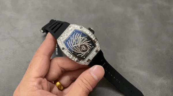 Richard Mille RM51-02 Tourbillon Diamant Tourbillon Torsadé – Image 2