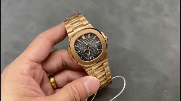 Réplique Patek Philippe Nautilus 5712 1R 001 Montre Homme 40mm – Image 2