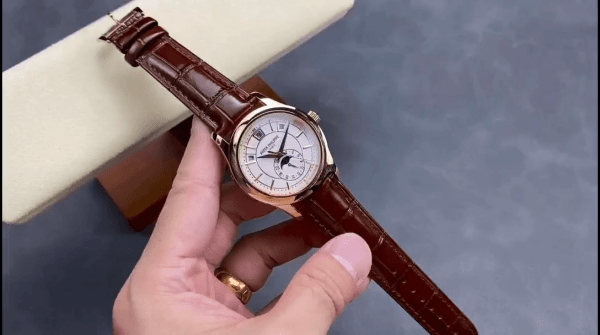 Réplique Patek Philippe Complications Or Rose 5205R 001 Montre Homme 40mm – Image 2