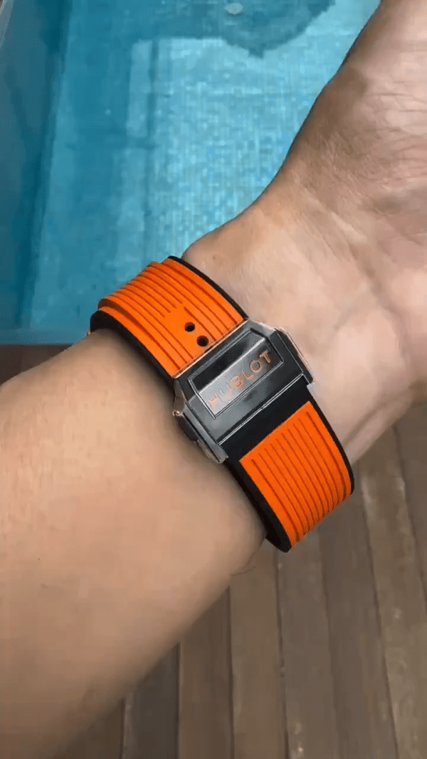 Hublot Big Bang Unico Céramique Orange 42mm 441.CU.5910.RX – Image 7