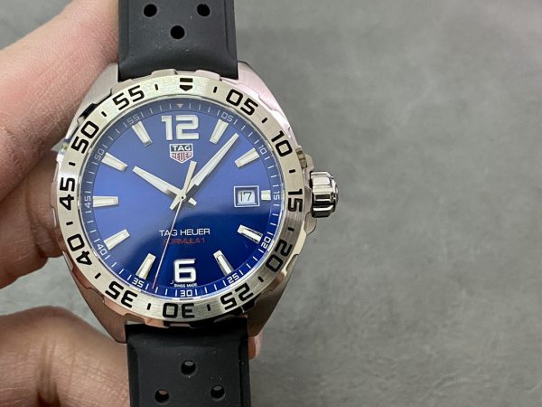 Tag Heuer Formula 1 Quartz Cadran Bleu Bracelet Caoutchouc Noir WAZ1118.FT8023 – Image 2