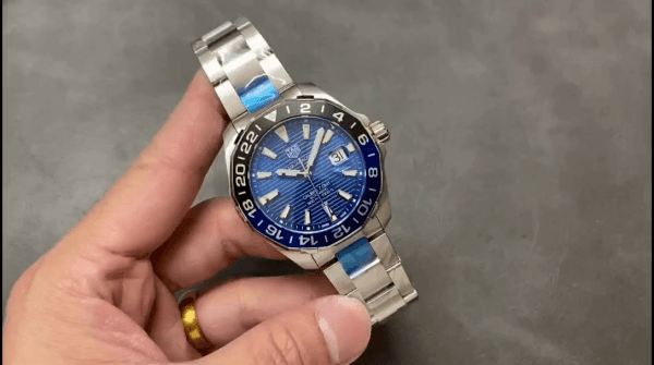 Tag Heuer Aquaracer Automatique GMT Acier WAY201T.BA0927 Bleu 43mm – Image 2