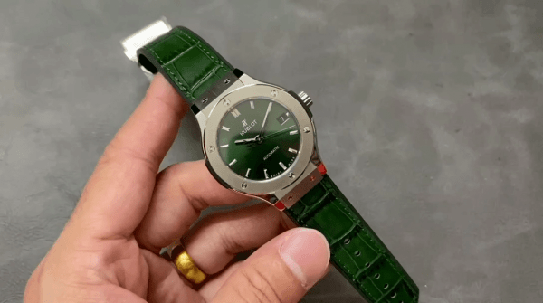 511.NX.8970.LR Hublot Classic Fusion Automatique Vert – Image 5
