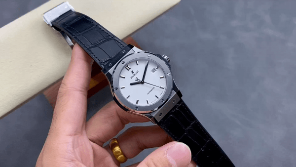 511.NX.2611.LR Hublot Classic Fusion Automatique – Image 9