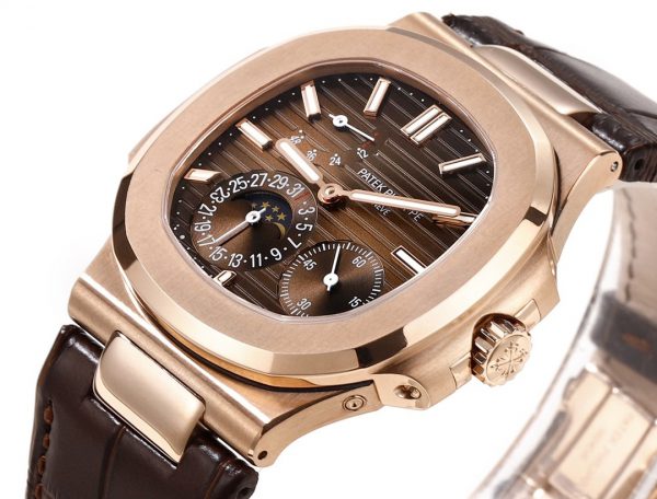 Patek Philippe Nautilus Phases de Lune Or Rose & Or Blanc Cadran Brun Soleil 5712GR 001 – Image 2