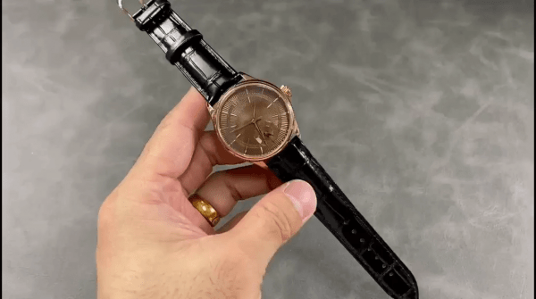 Rolex Cellini Dual Time 50525 Cadran Guilloché Brun Bracelet Cuir Noir 39mm Montre Réplique Homme – Image 9