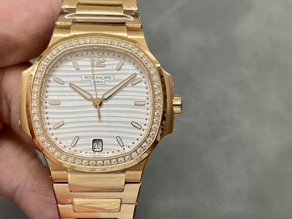 Réplique Patek Philippe Nautilus 7118 1200R 001 Montre Homme 40mm – Image 2