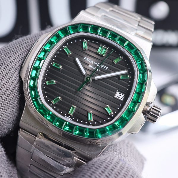 Réplique Patek Philippe Nautilus 5711 113P Montre Homme 40mm – Image 2