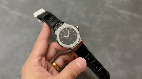 Hublot Classic Fusion 565.nx.1470.lr.1204 38mm – Image 2