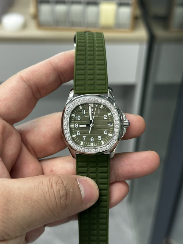 Réplique Patek Philippe Aquanaut 5267 200A 011 Montre À Vendre – Image 2