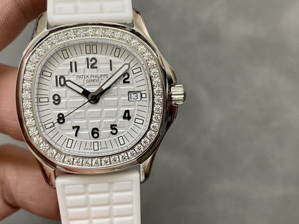 Réplique Patek Philippe Aquanaut Blanche 5067A 024 Montre Femme 36mm – Image 2