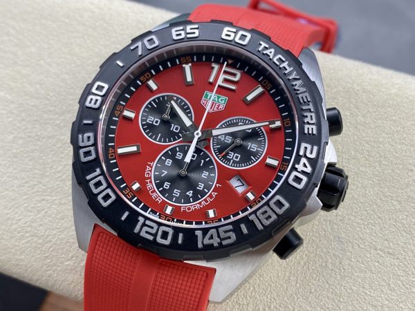 Tag Heuer Formula 1 Chronographe Quartz Cadran Rouge CAZ101AN.FT8055 43MM – Image 3
